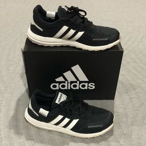 Adidas RETRORUN 女款黑色運動慢跑鞋-NO.EH1859 | 慢跑鞋| Yahoo奇摩購物中心
